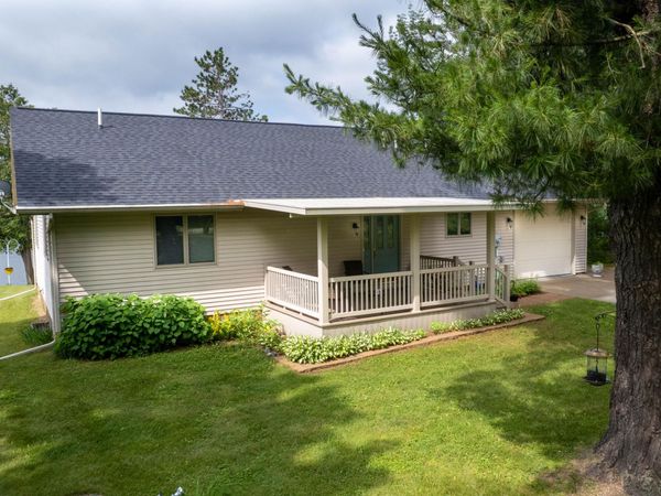 5691 Moulder Drive, Cheboygan, MI 49721