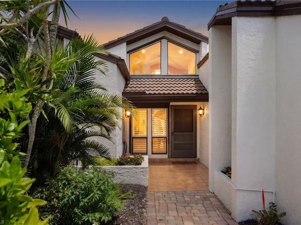 28432 Highgate DR, BONITA SPRINGS, FL 34135