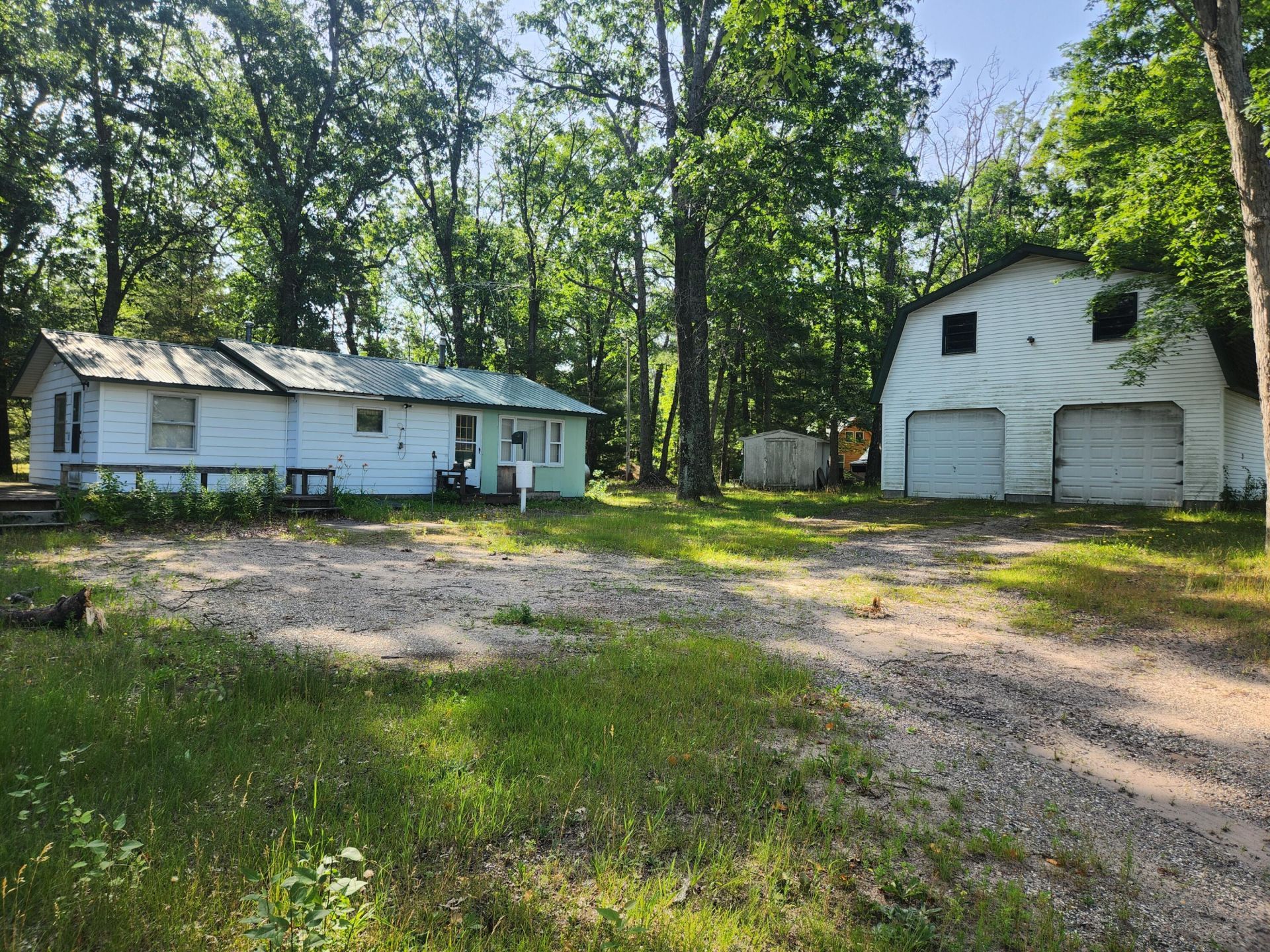 2318 W 14 Mile Road, Bitely, MI 49309 Main Photo