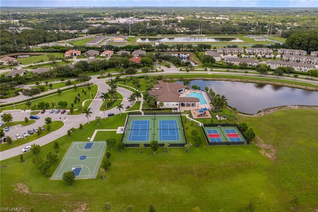 14534 Cantabria Dr , Fort Myers, FL 33905 Photo