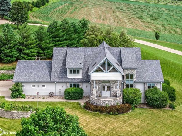 211 Fischer Drive, Woodbine, IA 51579