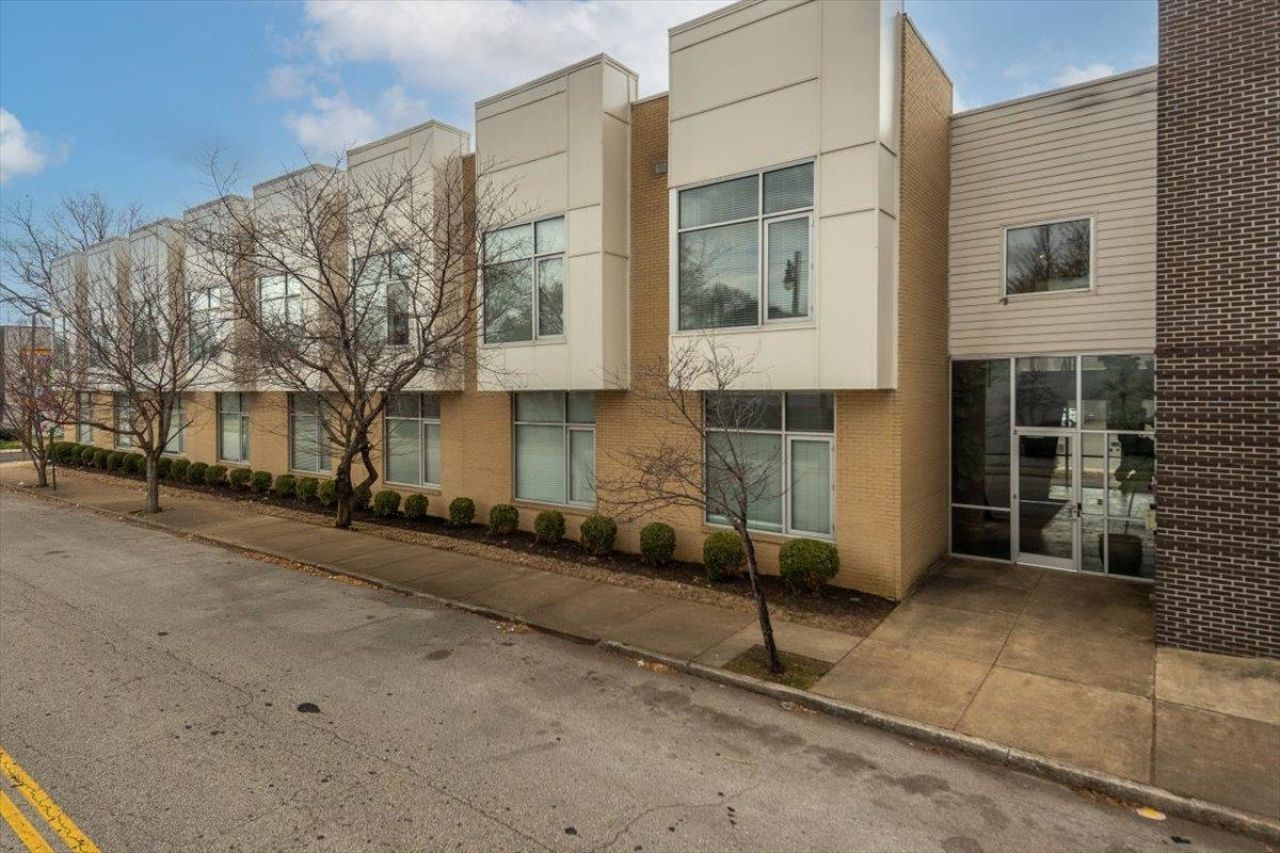 2263 Young Ave E, Unit 212, Memphis, TN 38104 Main Photo