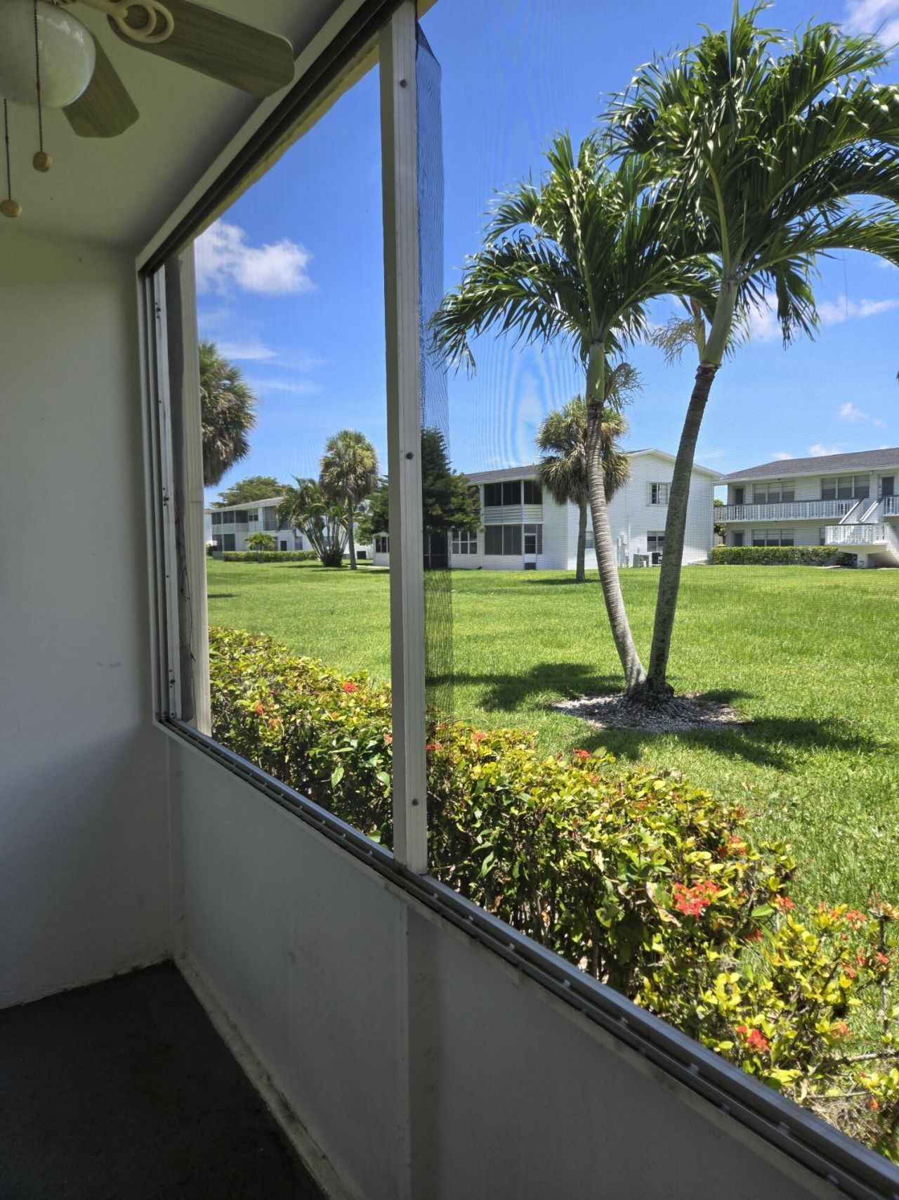 99 Salisbury E, West Palm Beach, FL 33417 Photo