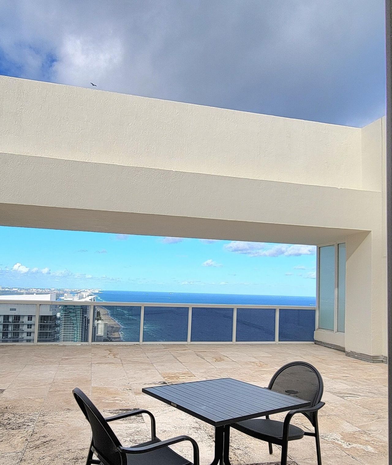 1830 S Ocean Drive, Unit 5111, Hallandale, FL 33009 Photo
