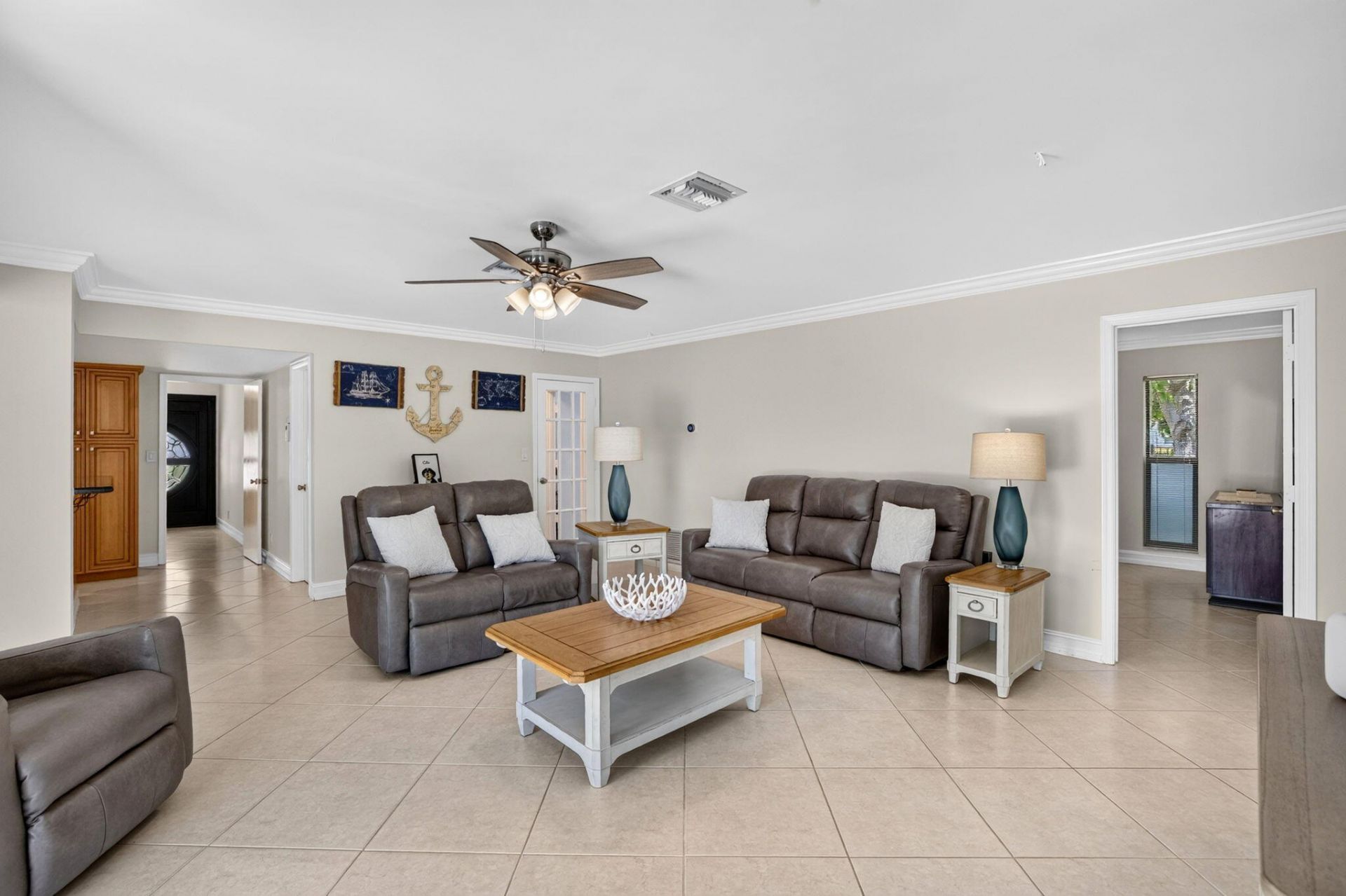 5570 NE 26th Avenue, Fort Lauderdale, FL 33308 Photo