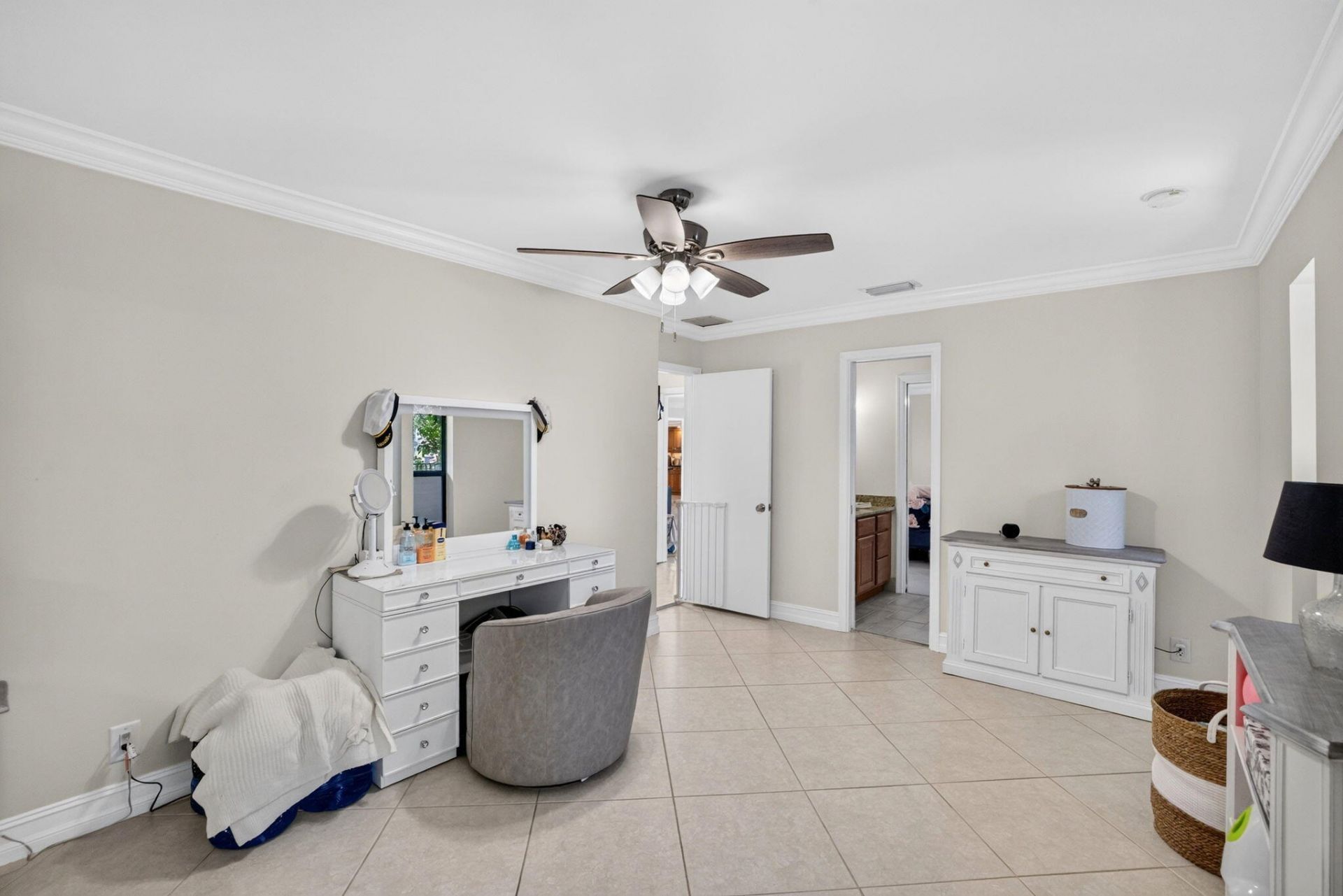 5570 NE 26th Avenue, Fort Lauderdale, FL 33308 Photo