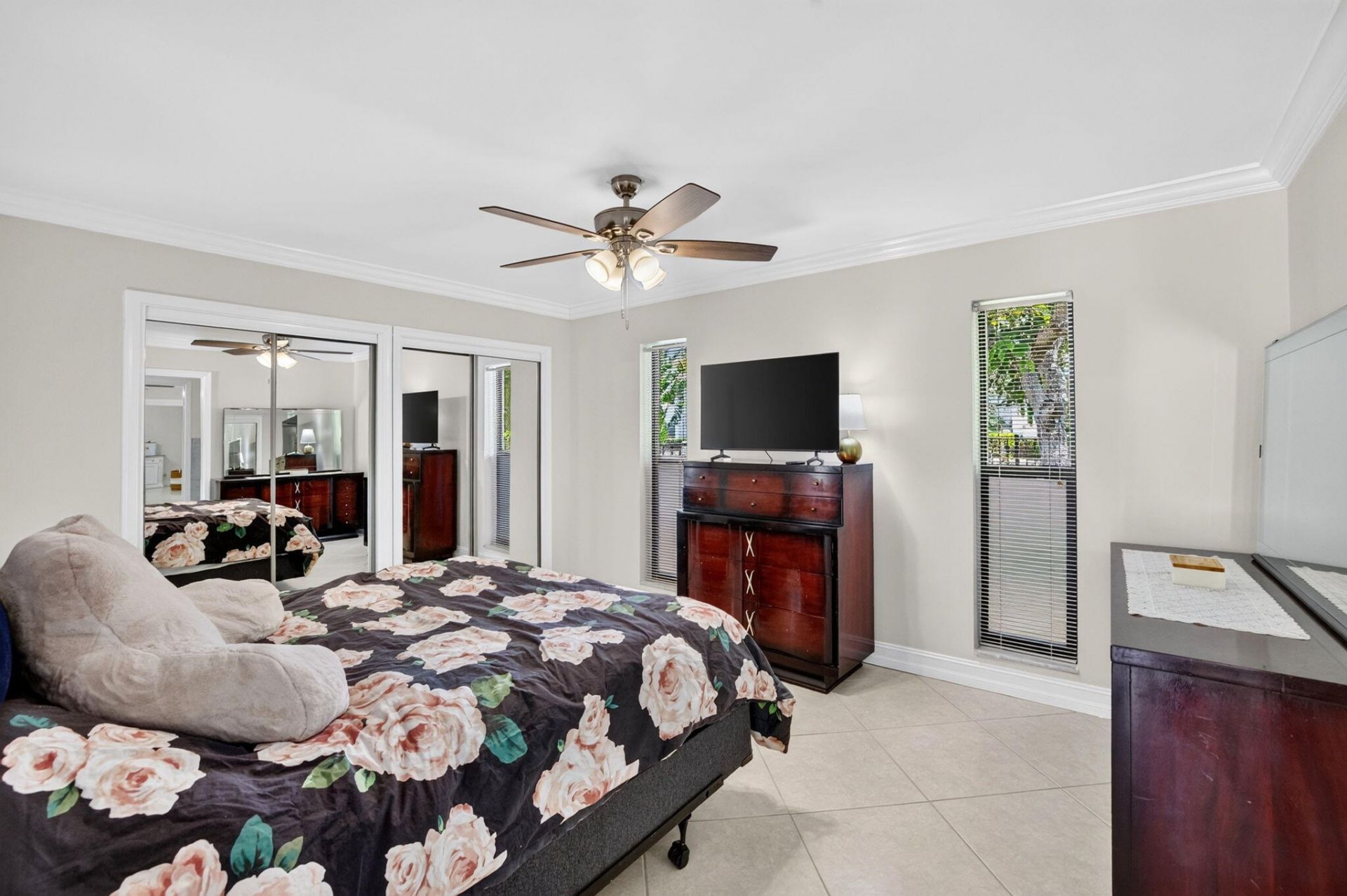 5570 NE 26th Avenue, Fort Lauderdale, FL 33308 Photo