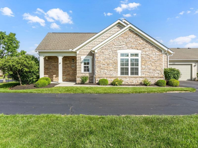 5123 Hayden Woods Lane , Hilliard, OH 43026 Photo 2