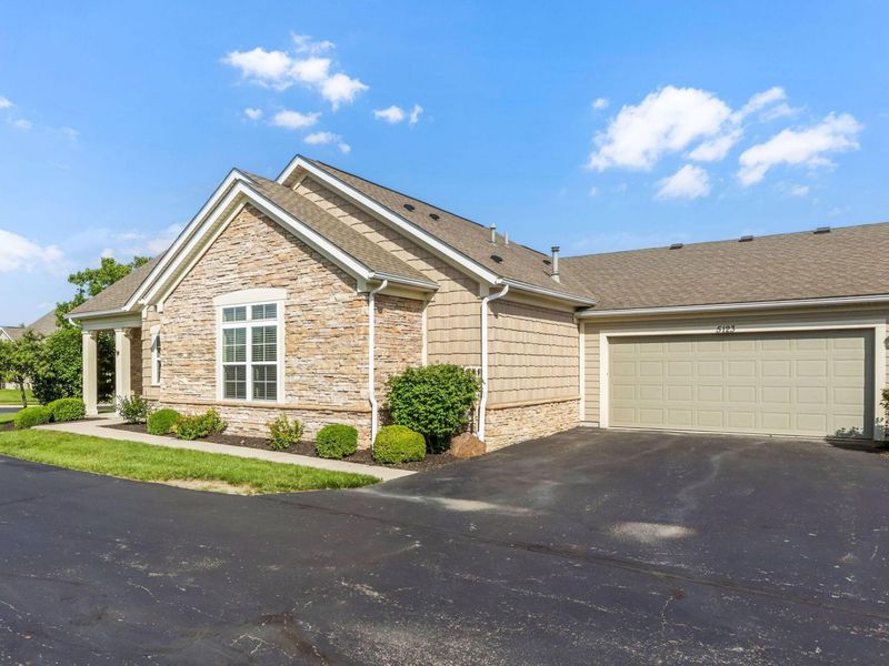 5123 Hayden Woods Lane , Hilliard, OH 43026 Photo 3