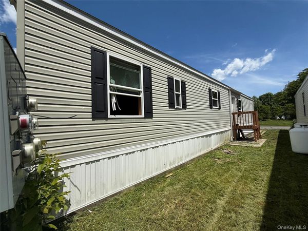 701 Sawkill Road, Unit 14, Kingston, NY 12401
