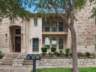 5566 Grosseto Drive, Frisco, TX 75034