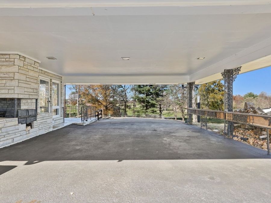Property Image 64