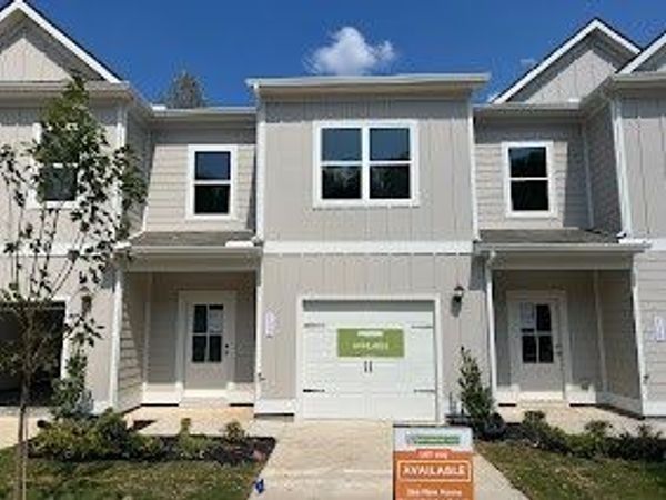 132 Ironhorse Way, Dickson, TN 37055