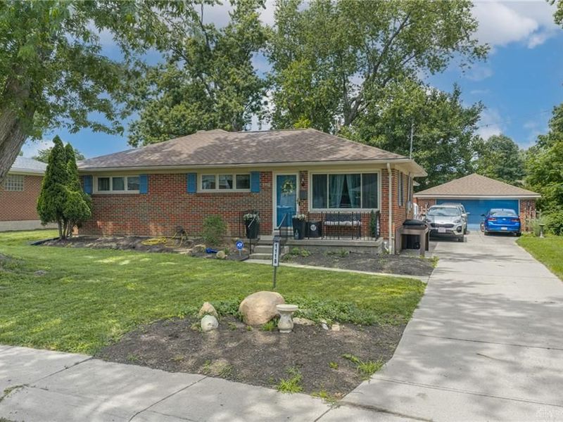 1118 Robin Road, Springfield, OH 45503 Photo 1
