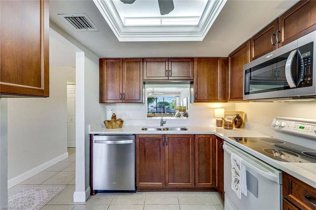 3030 Binnacle Dr, Unit 101, Naples, FL 34103 Photo