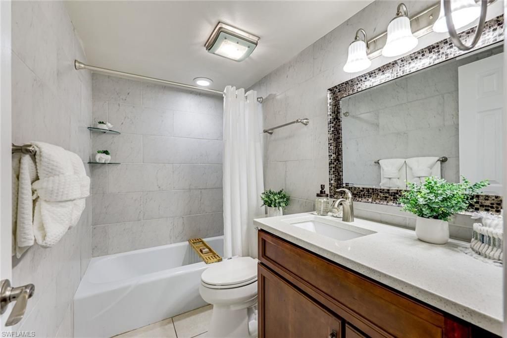 3030 Binnacle Dr, Unit 101, Naples, FL 34103 Photo