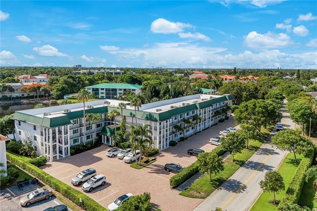 3030 Binnacle Dr, Unit 101, Naples, FL 34103 Photo