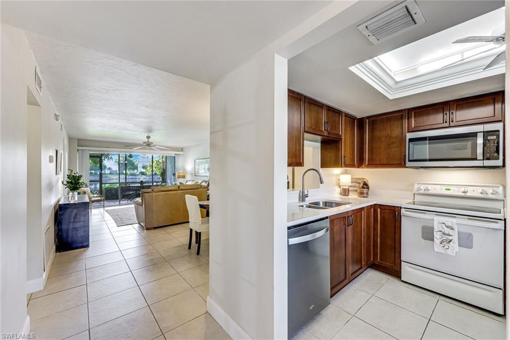 3030 Binnacle Dr, Unit 101, Naples, FL 34103 Photo