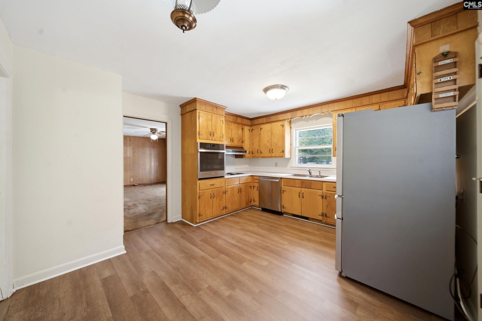 1870 Westmoreland Avenue  Photo 12