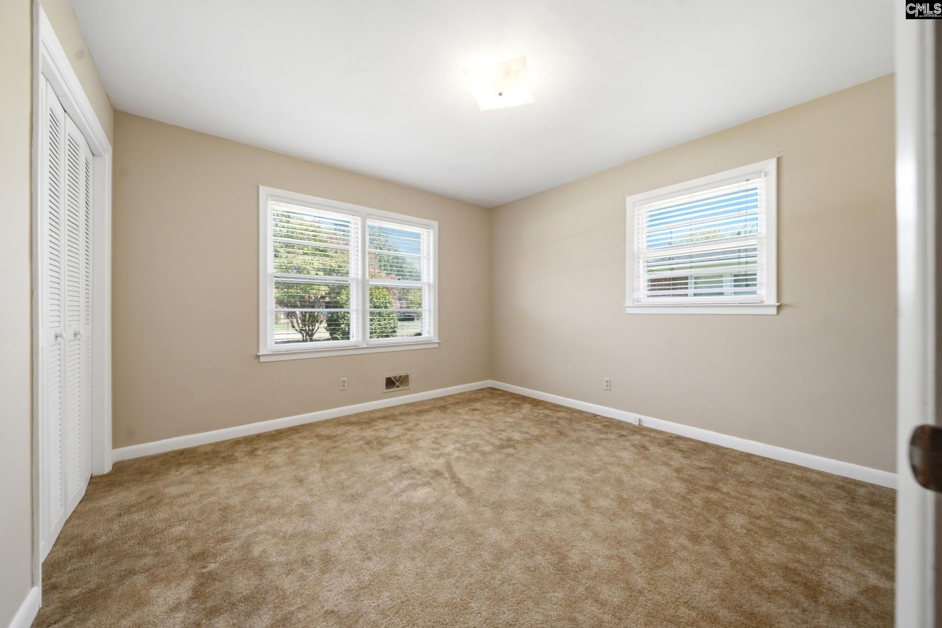1870 Westmoreland Avenue  Photo 25