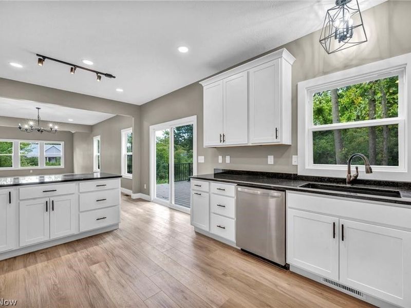 5 Foxwood Circle, Wakeman, OH 44889 Photo 8