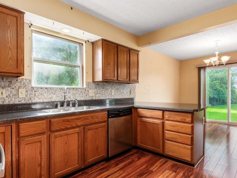 785 Midway Drive , Newark, OH 43055 Photo 13