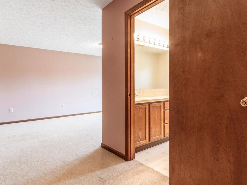 785 Midway Drive , Newark, OH 43055 Photo 20