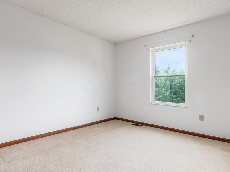 785 Midway Drive , Newark, OH 43055 Photo 29