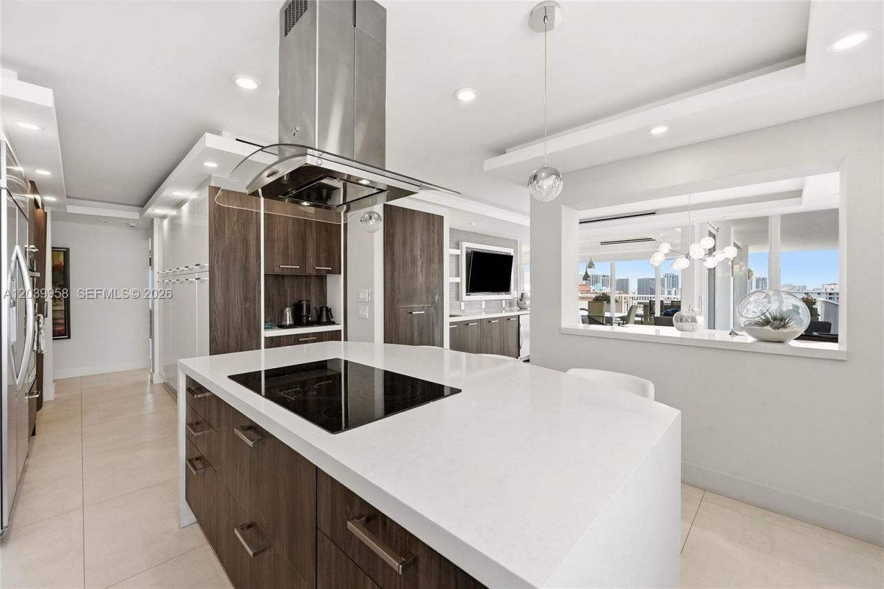 2800 E Sunrise Blvd , Unit PHG, Fort Lauderdale, FL 33304 Photo
