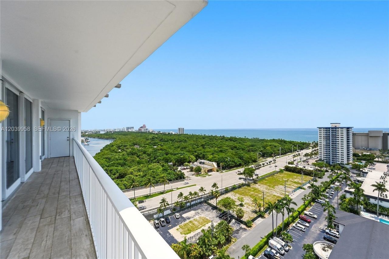2800 E Sunrise Blvd , Unit PHG, Fort Lauderdale, FL 33304 Photo