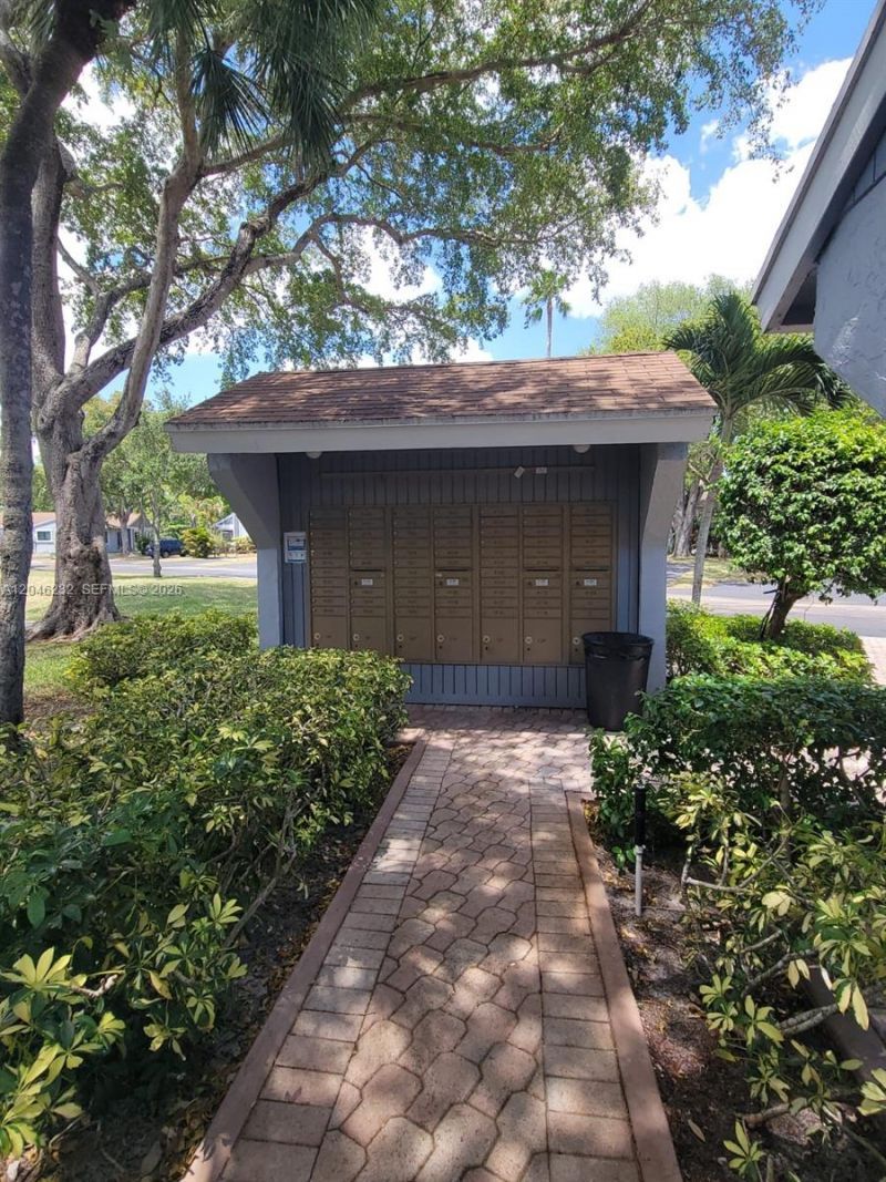 7954 NW 41st Ct , Sunrise, FL 33351 Photo