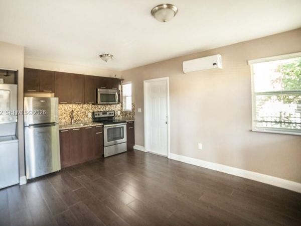 500 SW 9th Ave , Unit 1, Miami, FL 33130