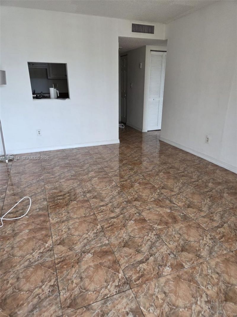 14601 N Kendall Dr , Unit 304K, Miami, FL 33186 Photo