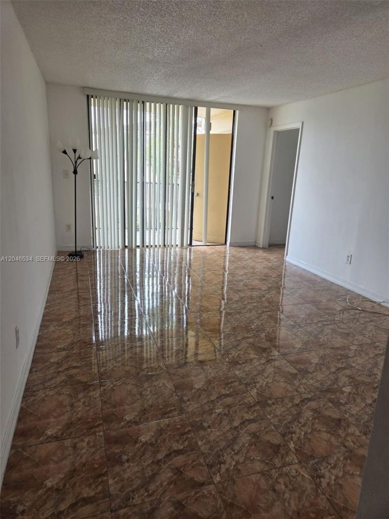 14601 N Kendall Dr , Unit 304K, Miami, FL 33186 Photo
