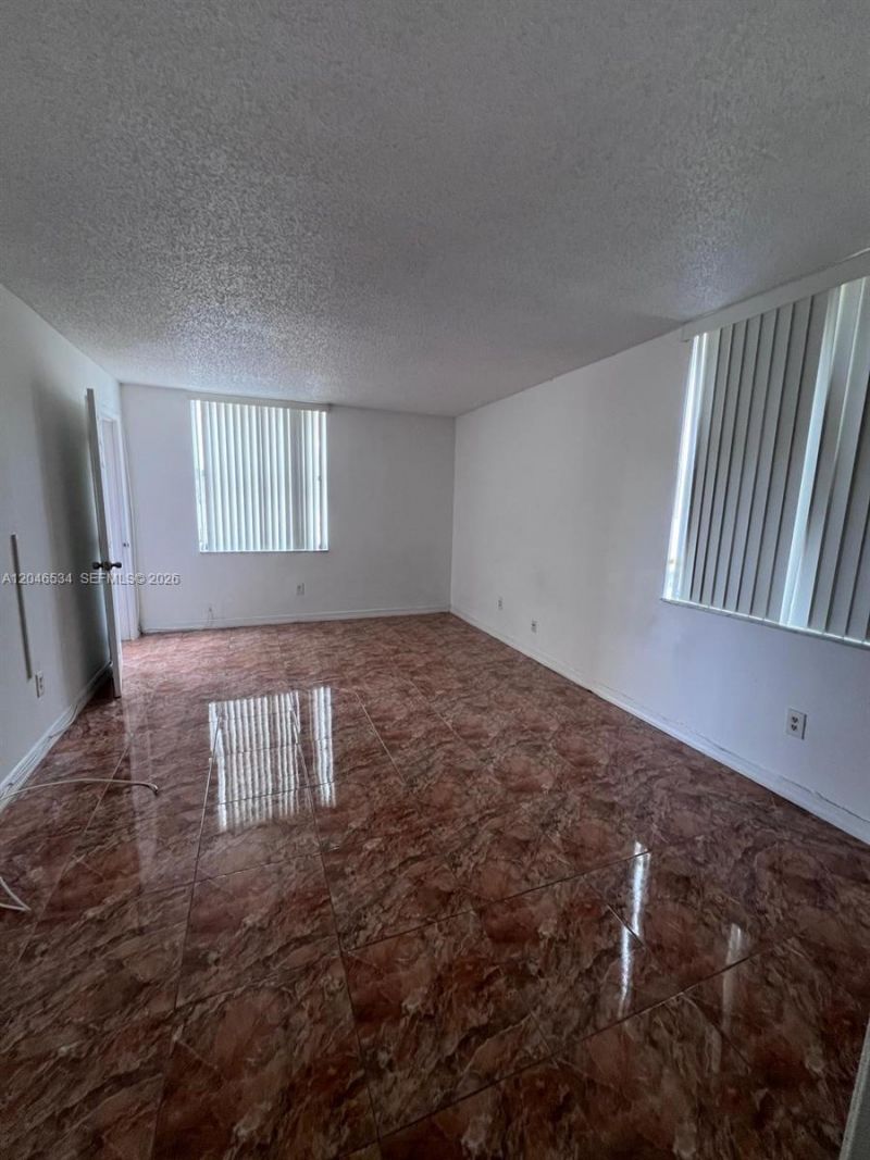 14601 N Kendall Dr , Unit 304K, Miami, FL 33186 Photo