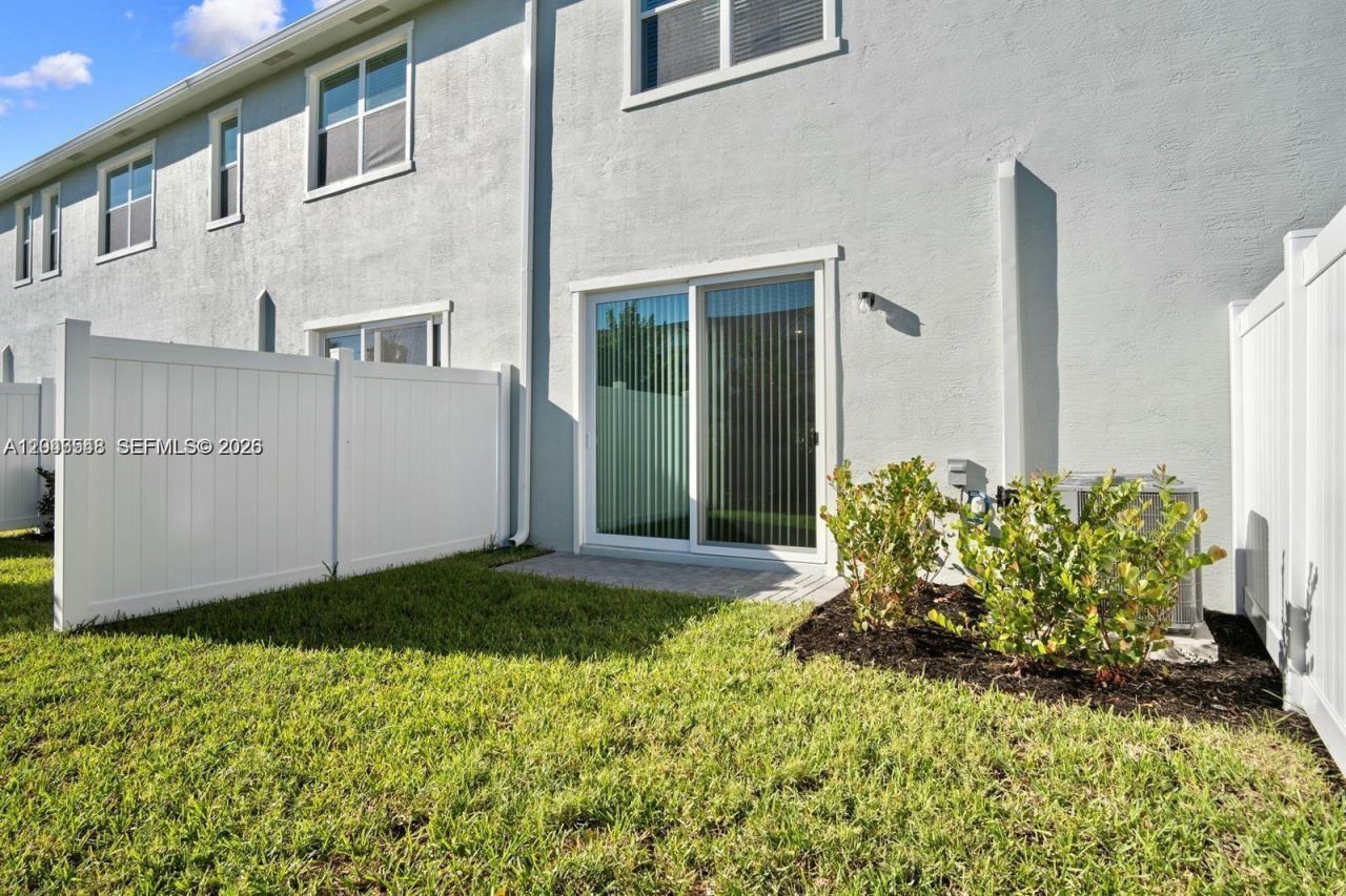 204 SE Woodbark St , Unit 204, Port Saint Lucie, FL 34984 Photo