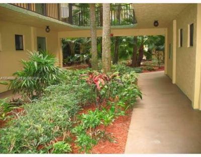 8075 SW 107th Ave , Unit 305, Miami, FL 33173 Photo