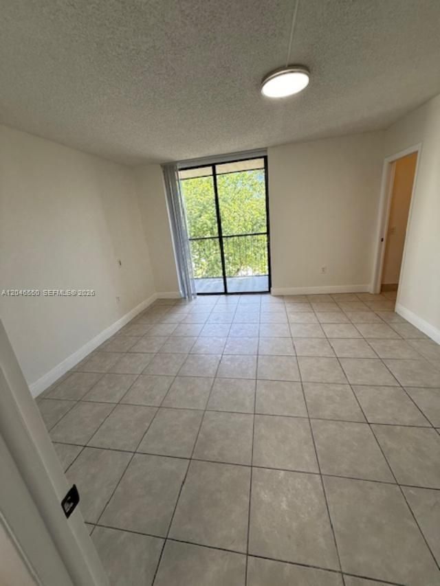 8075 SW 107th Ave , Unit 305, Miami, FL 33173 Photo