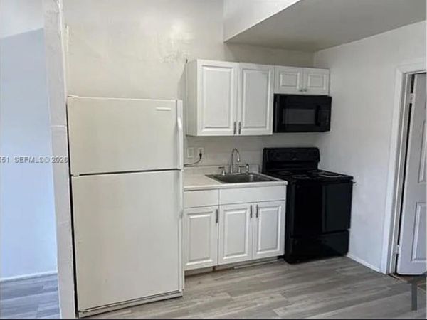 2205 Roosevelt St , Unit 2, Hollywood, FL 33020