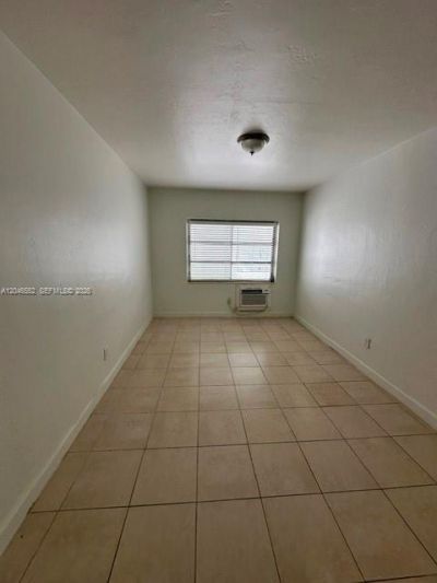 30 S Shore Dr , Unit 4, Miami Beach, FL 33141 Photo