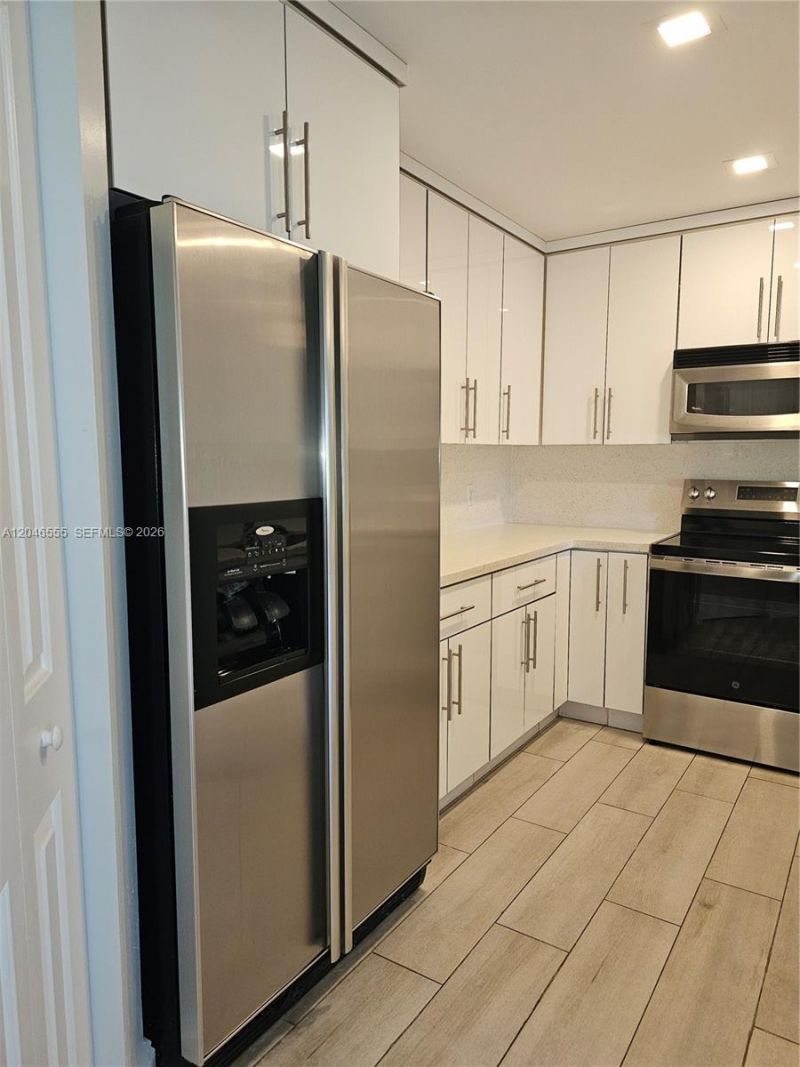 1110 SW 125th Ave, Unit 112M, Pembroke Pines, FL 33027 Photo