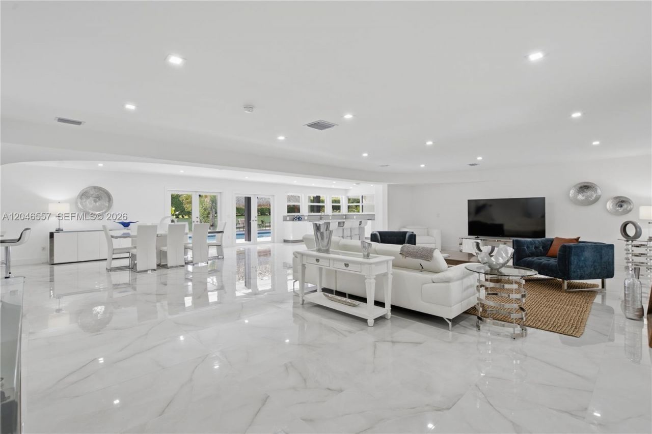 14675 SW 78th Ave , Palmetto Bay, FL 33158 Photo