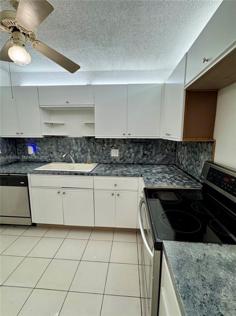 2495 SW 82nd Ave , Unit 205, Davie, FL 33324 Photo