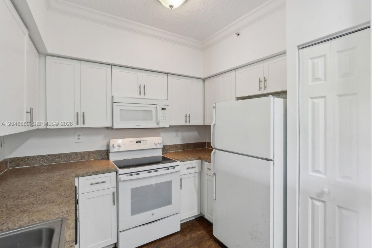 151 SW 117th Ave , Unit 9106, Pembroke Pines, FL 33025 Photo