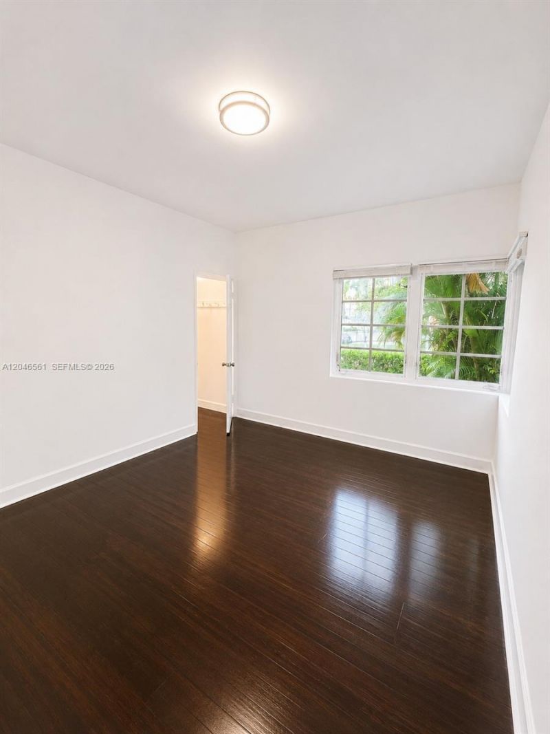 2456 Flamingo Drive , Unit 10, Miami Beach, FL 33140 Photo
