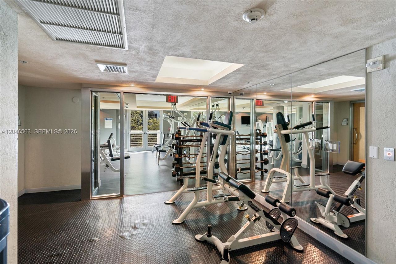 110 Washington Ave , Unit 2309, Miami Beach, FL 33139 Photo