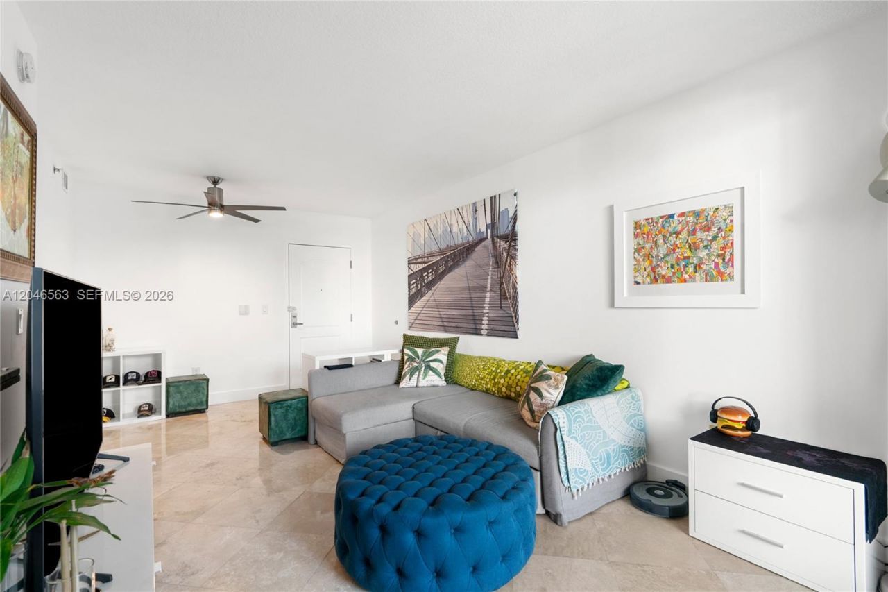 110 Washington Ave , Unit 2309, Miami Beach, FL 33139 Photo