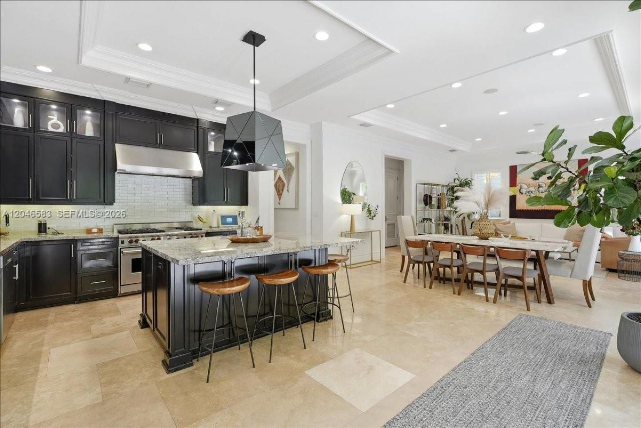 4734 Sunset Drive, Miami, FL 33143 Photo