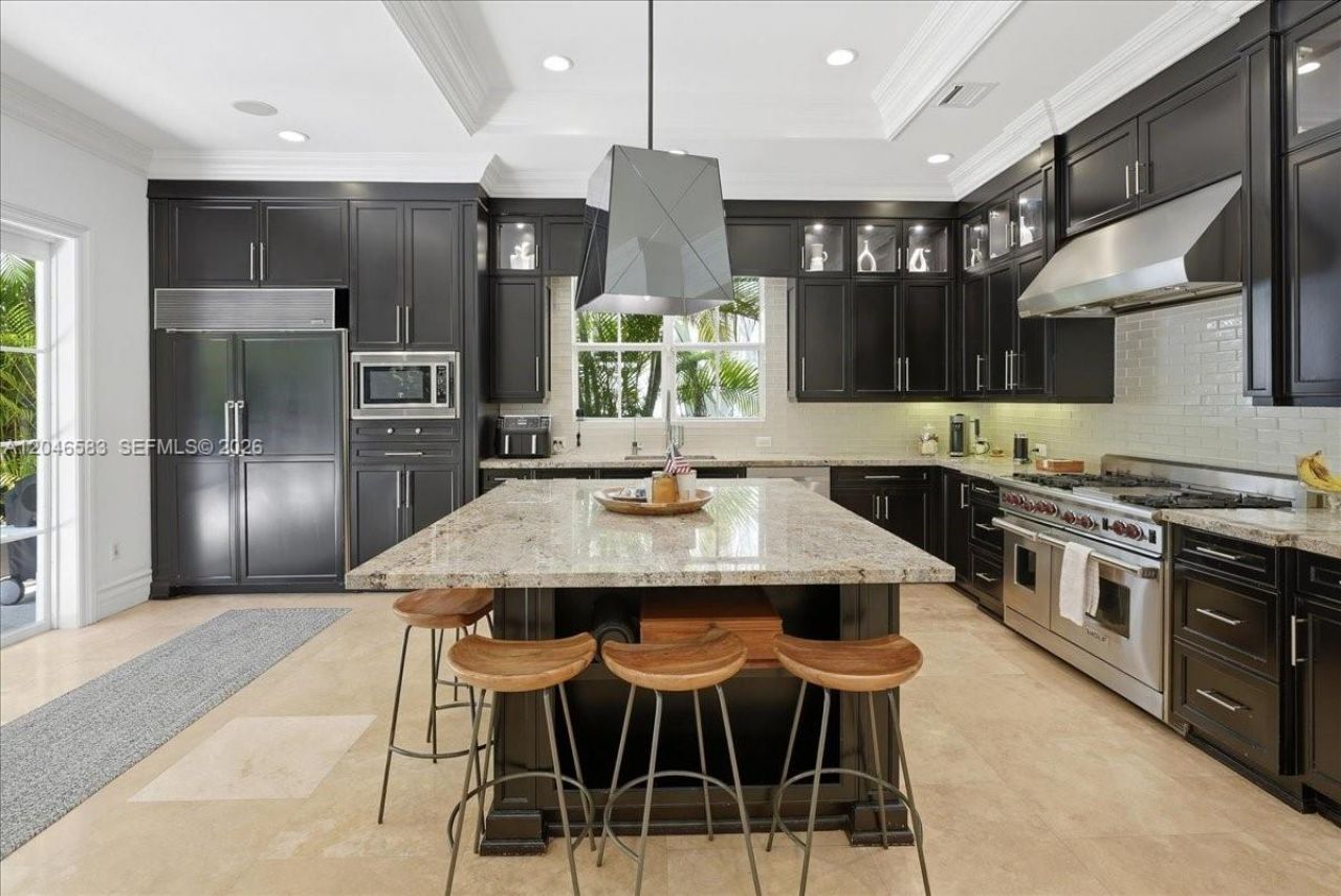 4734 Sunset Drive, Miami, FL 33143 Photo