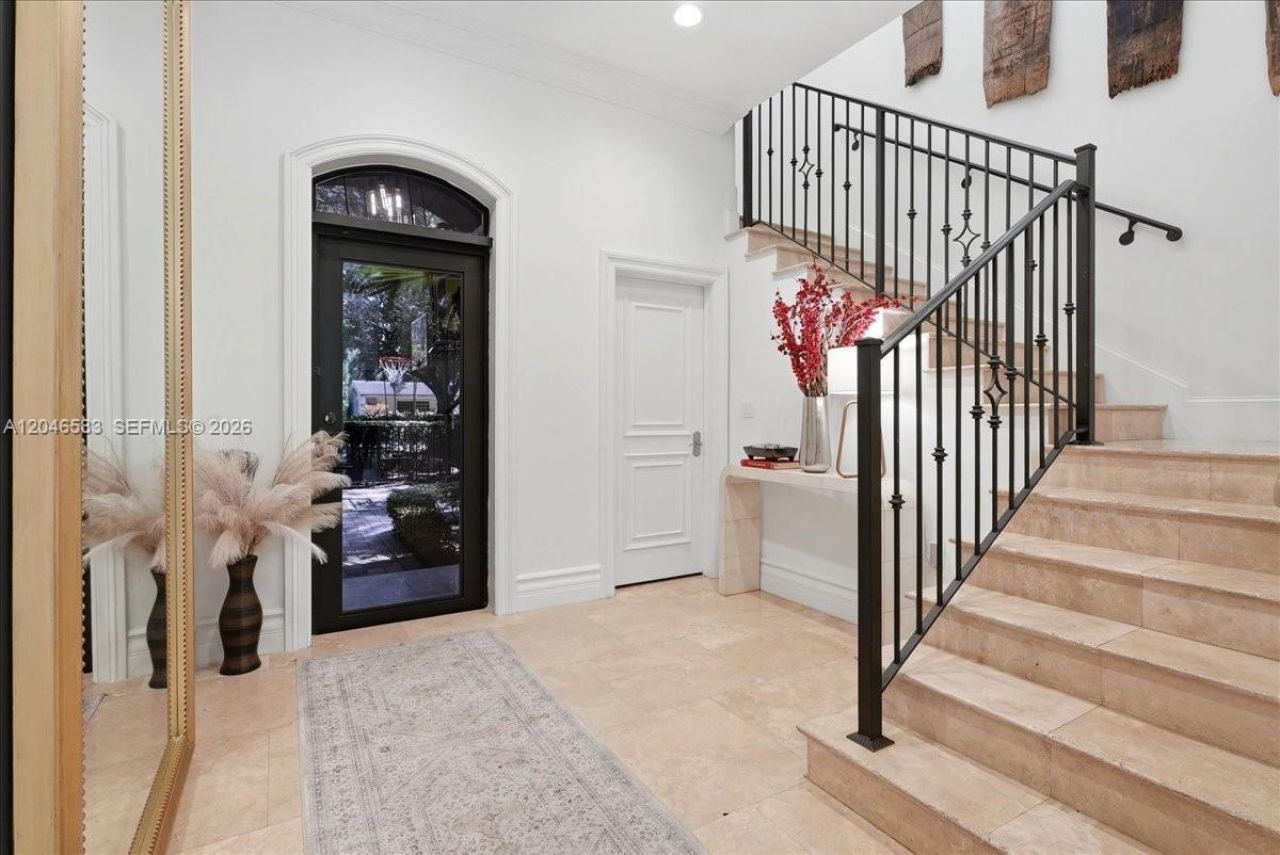 4734 Sunset Drive, Miami, FL 33143 Photo